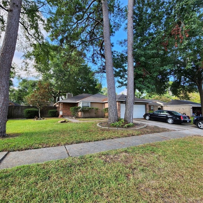 Photo - 6938 Foxbrook Dr