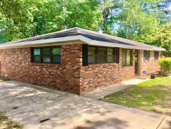 Photo - TURN KEY FULLY FURNISHED RENTAL