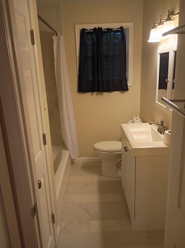 Photo - 2117 Parsonage Ln