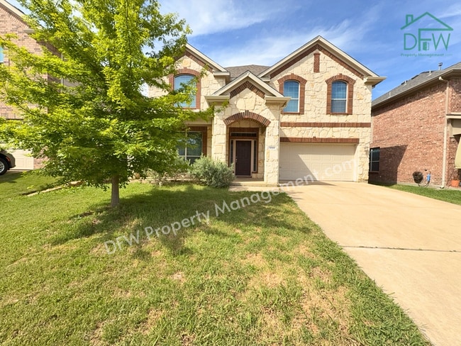 Building Photo - Elegant and Spacious 5-Bedroom Home for Lease in Fort Worth