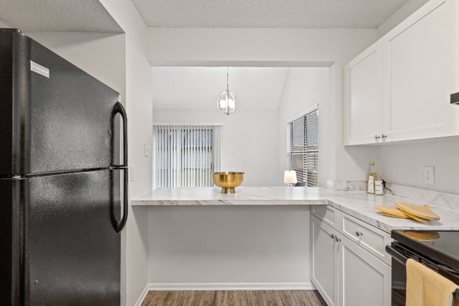 Photo - 2550 W Bird St