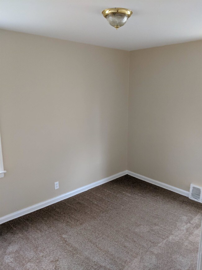 Photo - 25650 W Outer Dr