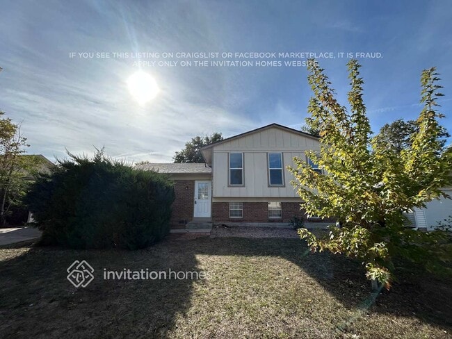Building Photo - 2716 W 100th Dr