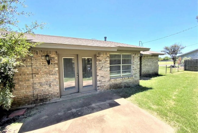 Building Photo - 316 SW Murphy Rd Rental