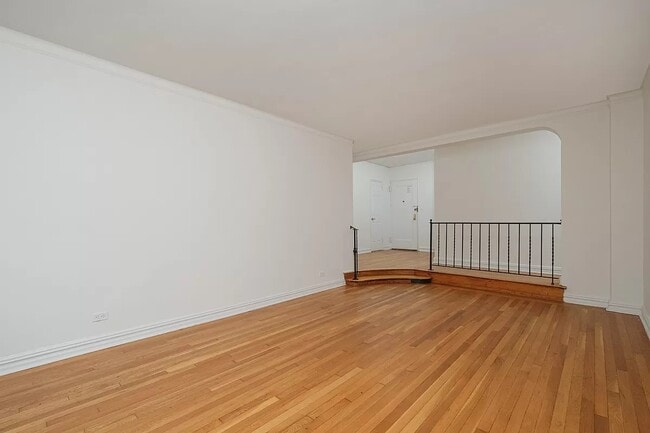 Photo - 55 E 190th St Unit #3