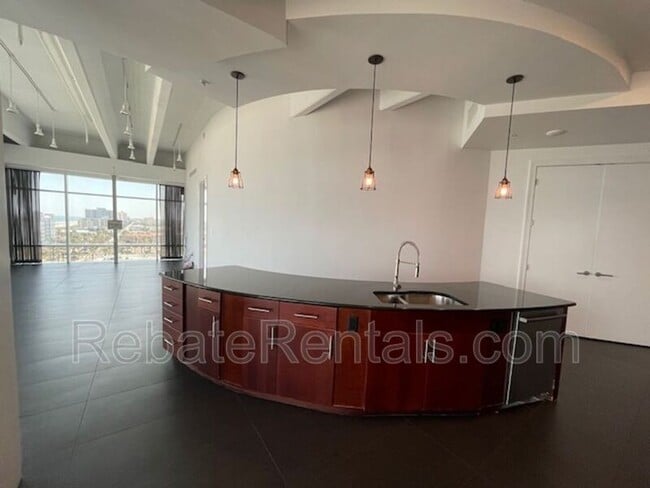 Photo - 320 1st St S Condo Unit #813