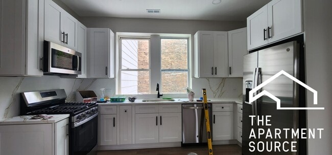 Photo - 2552 S Central Park Ave Condo Unit 2