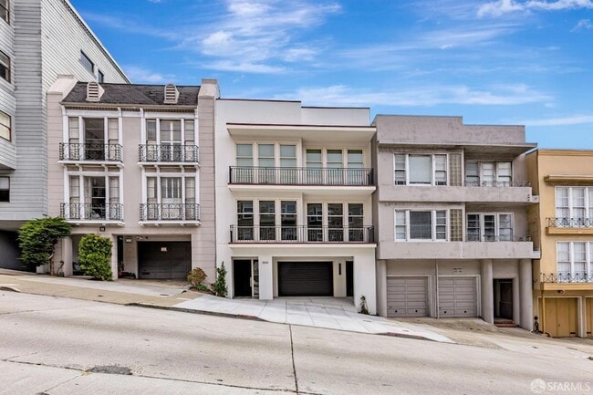 Building Photo - 2020 Laguna St Rental