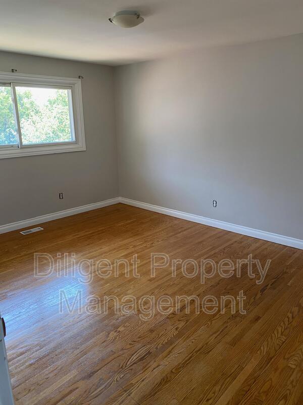 Photo - 1326 Hopewell Ave