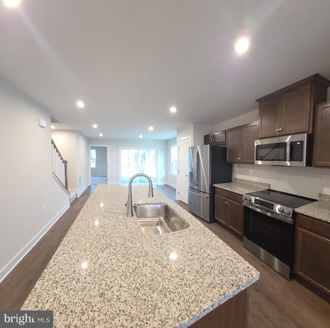 Building Photo - 8901 Blackthorne Pl Rental