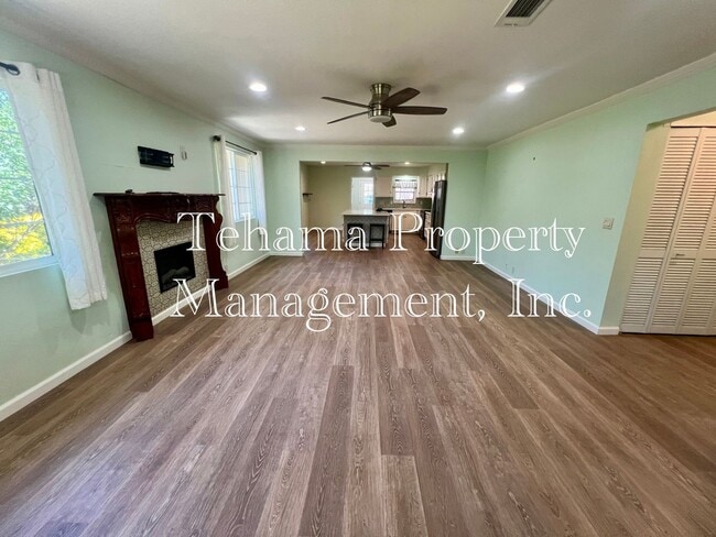 Photo - 2 bed 2 bathroom home in the El Camino/Gerber Area Available Unfurnished or Furnished