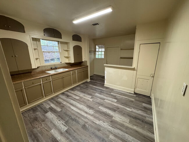 Photo - 4559 Clayton Dr