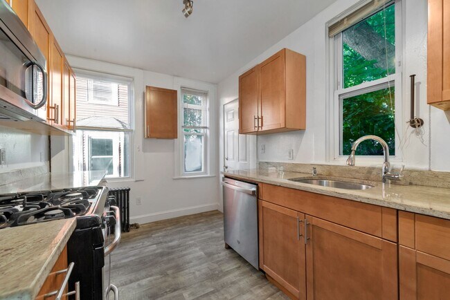 Photo - WOW!!!  NO FEE!!  5 BED/4 BATH SINGLE FAMILY BRIGHTON CENTER HOME