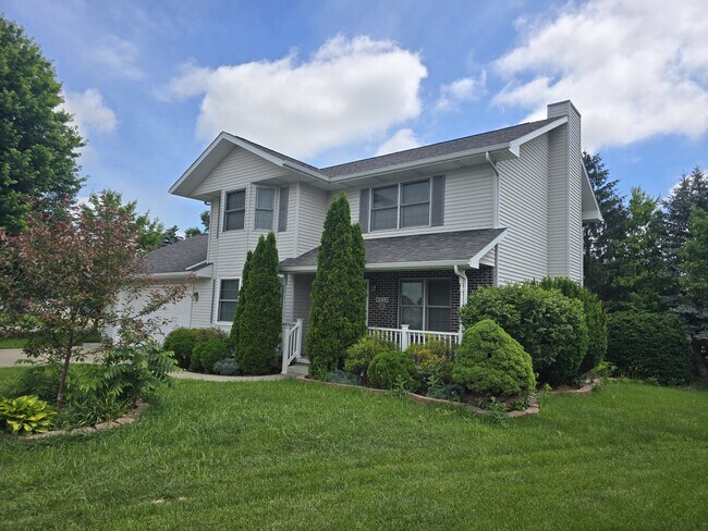 4710 Donald Dr