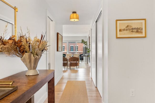 Photo - 383 Commercial St Unit 610