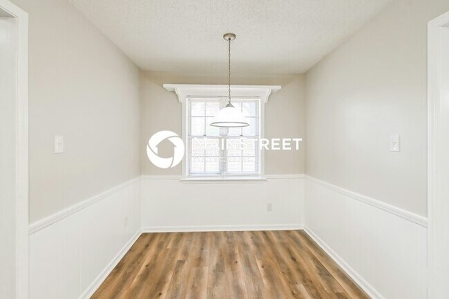 3 Bedroom Pet-Friendly Home in Bartlett, TN with Main Street Renewal