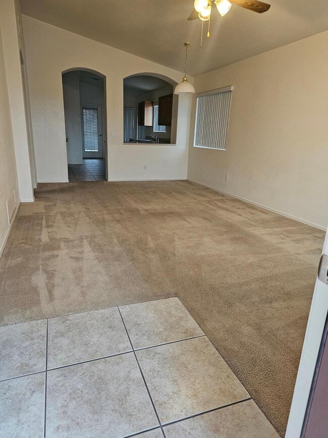 Photo - 5330 Sonora St