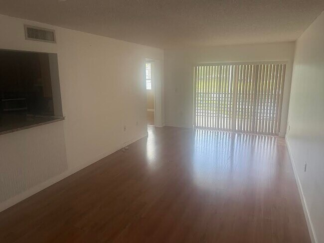 Photo - 9735 Fontainebleau Blvd Unit 205