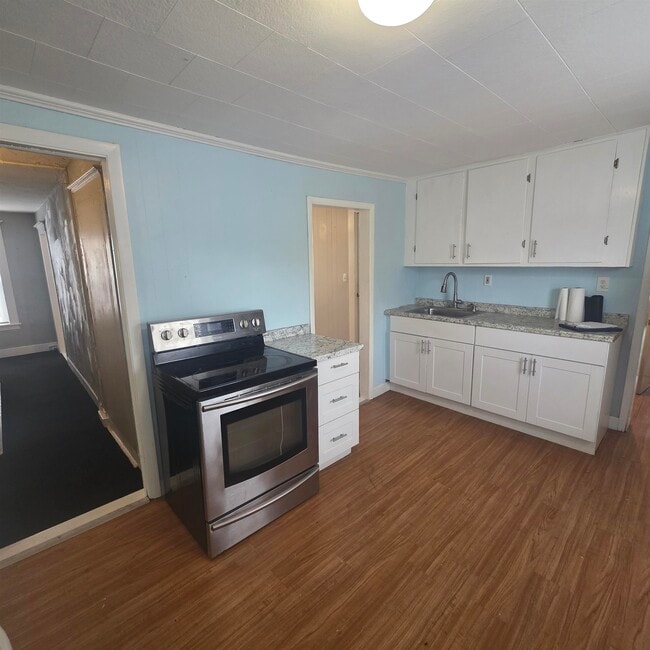 Building Photo - 36 Prospect St