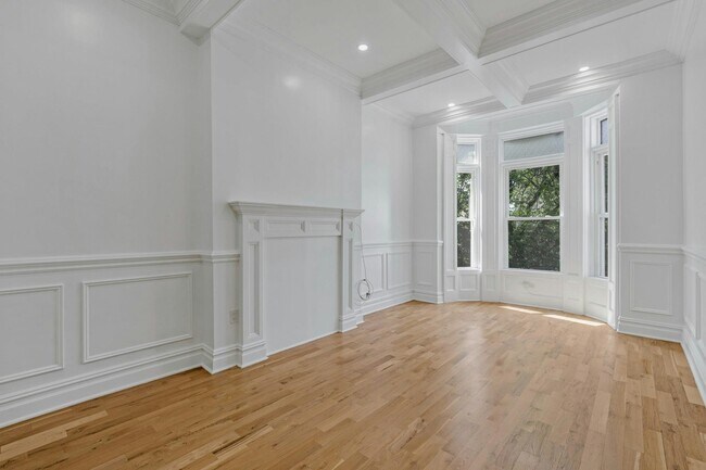 Photo - 52 Brinkerhoff St