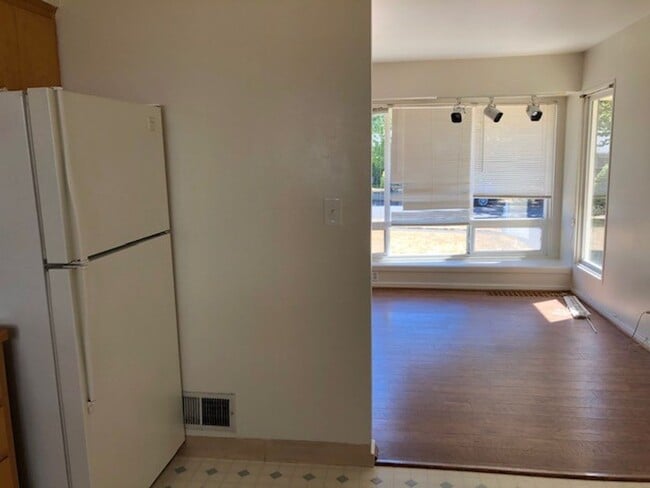 Photo - 4795 SW Maple Ave