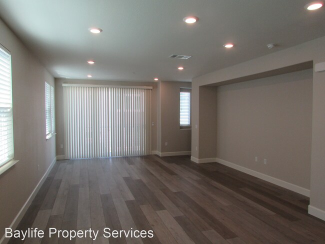 Photo - 4 br, 3.5 bath House - 2973 Valley of Hear...