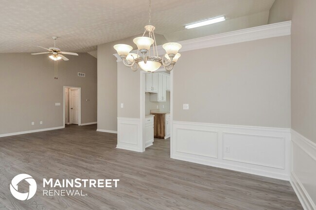 Photo - 645 Pebble Blvd