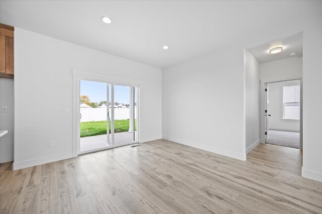 Photo - 2130 Justine Ct