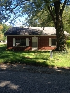 Building Photo - Available August 2026 Monthly rent $1390 Rental