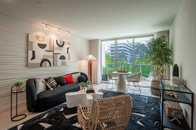 1b/1b Living Room, with Balcony