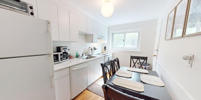 Photo - 2 bedroom in Brookline MA 02445 Unit 6