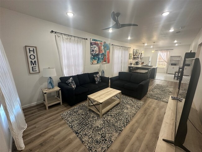 Photo - 4009 Avenue L