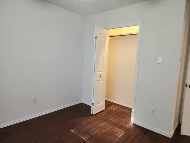 Photo - 504 S Avenue B