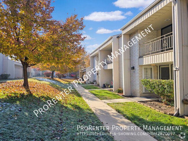 Building Photo - Updated 3 Bed, 3.5 Bath Bountiful Townhome