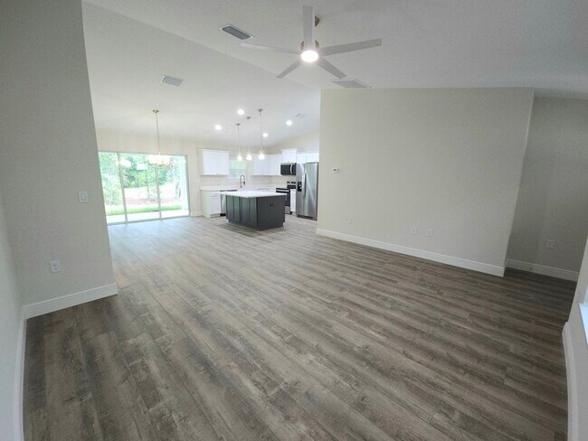 Photo - 9547 N Sandree Dr