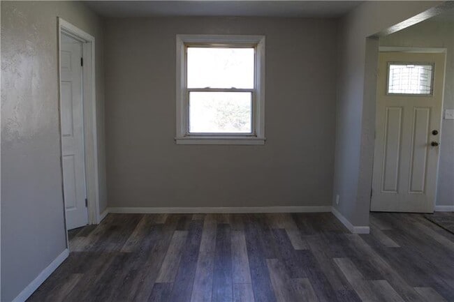 Photo - 2821 Bertha St
