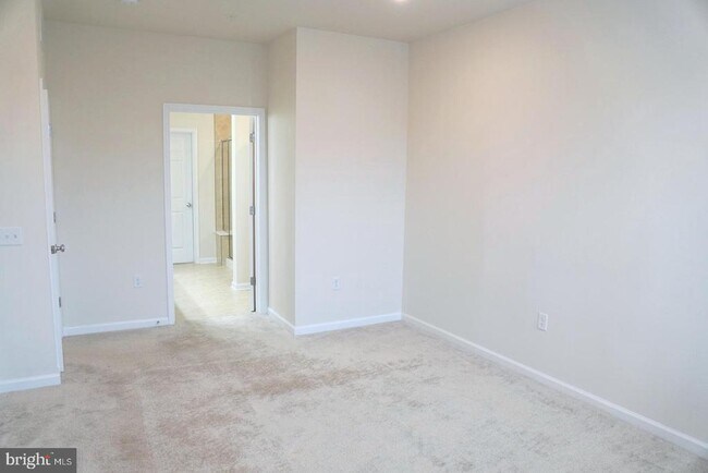 Photo - 1 Culvert Dr Unit 110