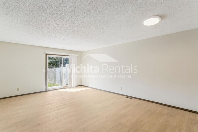 Photo - 2337 N Rutland Ct Unit 1