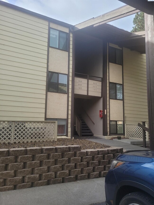 Building Photo - 303 Gage Blvd Unit 104