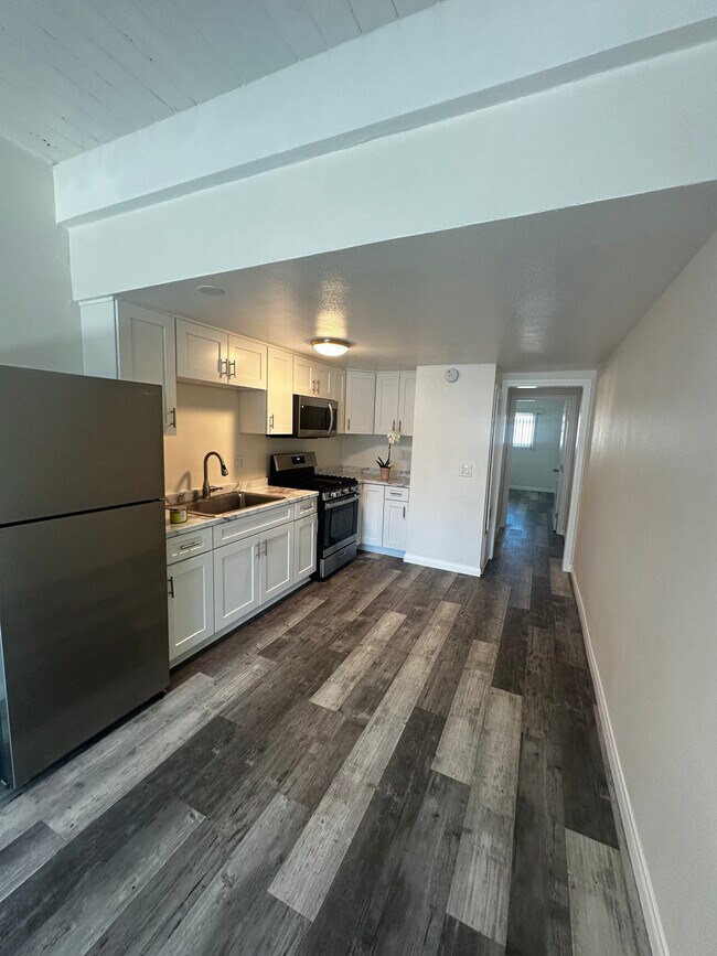 324 Leatrice Ln Unit 5