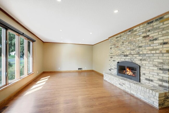 Photo - 7217 Glouchester Dr