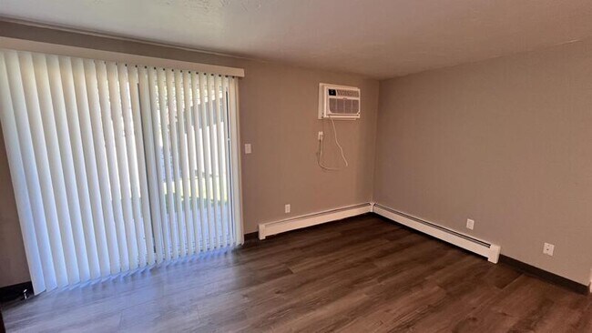 Photo - 2752 Humboldt Road - 11