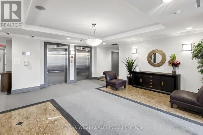 Photo - 2772 Keele St Unit 505