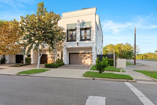 Photo - Enjoy Modern Living by Titan Homes!