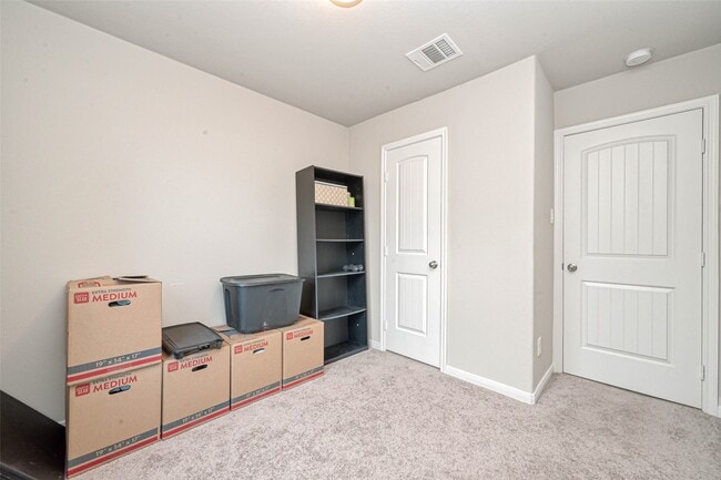 Photo - 9722 Cargill St