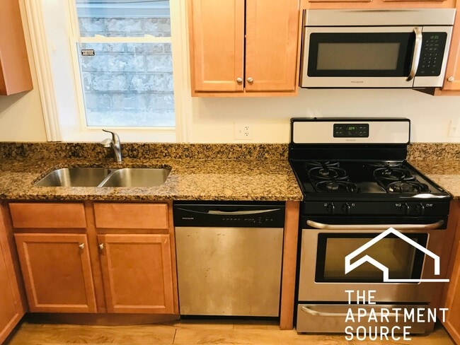 Photo - 2937 N Allen Ave Unidad G