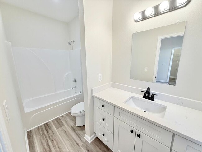 Photo - 751 Lloyd Alley Unit B