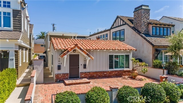 Building Photo - 304 Larkspur Ave Rental