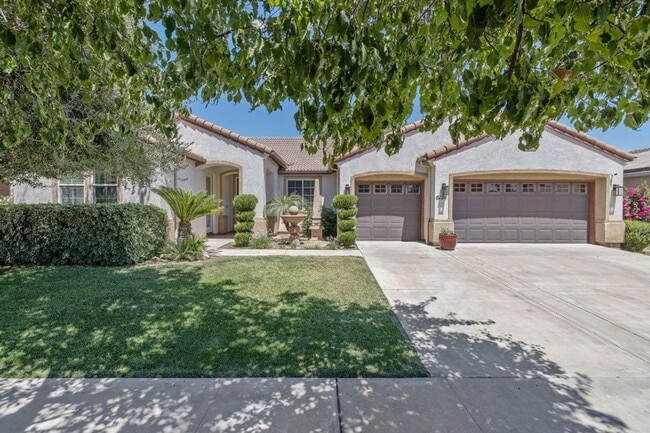 6124 W Delaware Ct