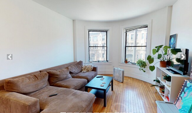 Photo - 836 Huntington Ave